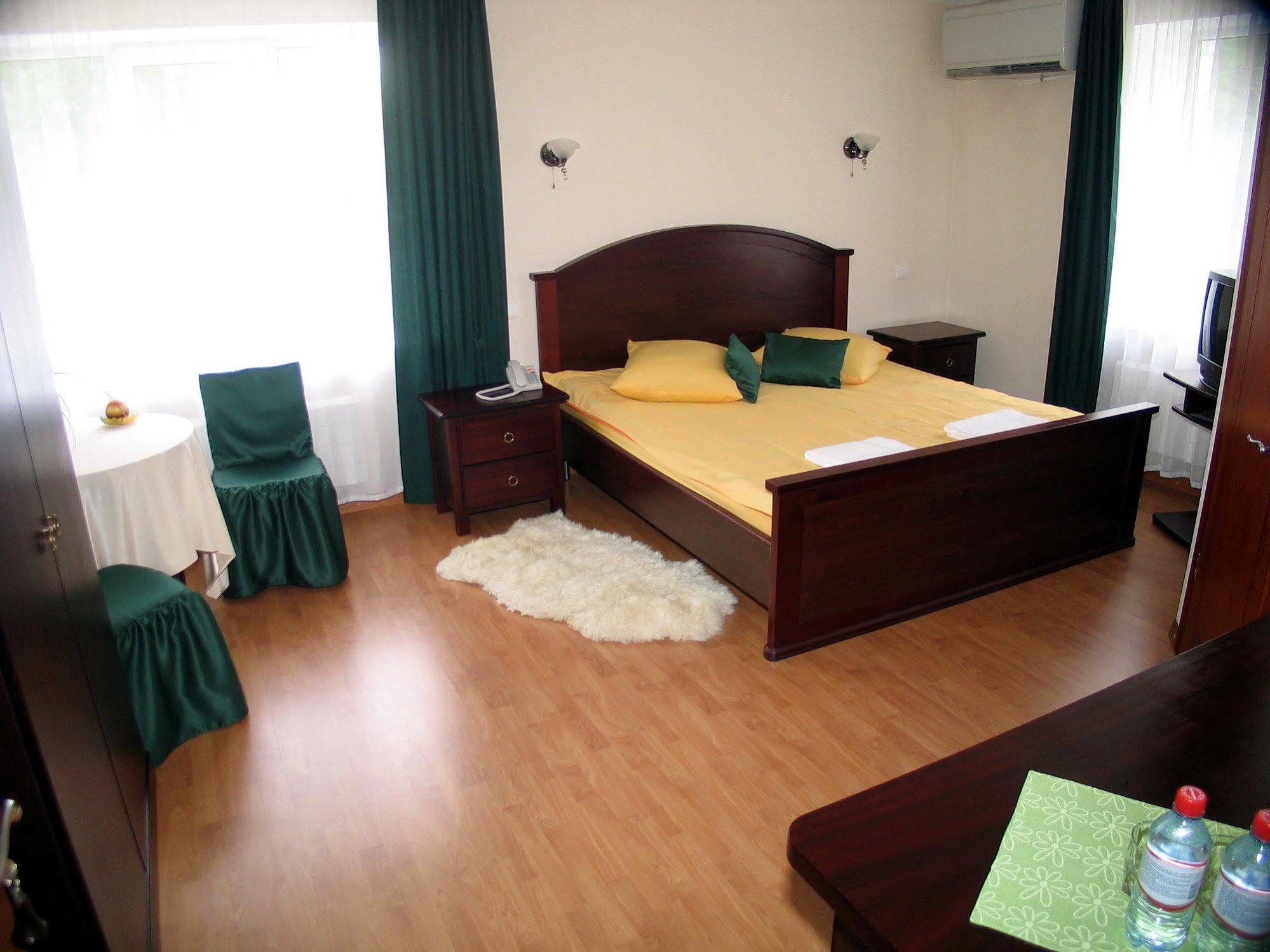 Duets Hotel Daugavpils Kültér fotó
